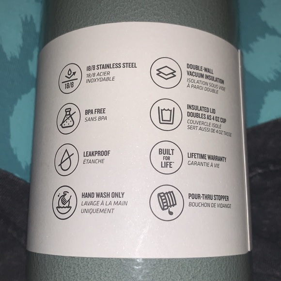 Stanley NEW The Adventure To-Go Bottle - Versatile Thermal Essentials - 25 oz - Picture 7 of 7